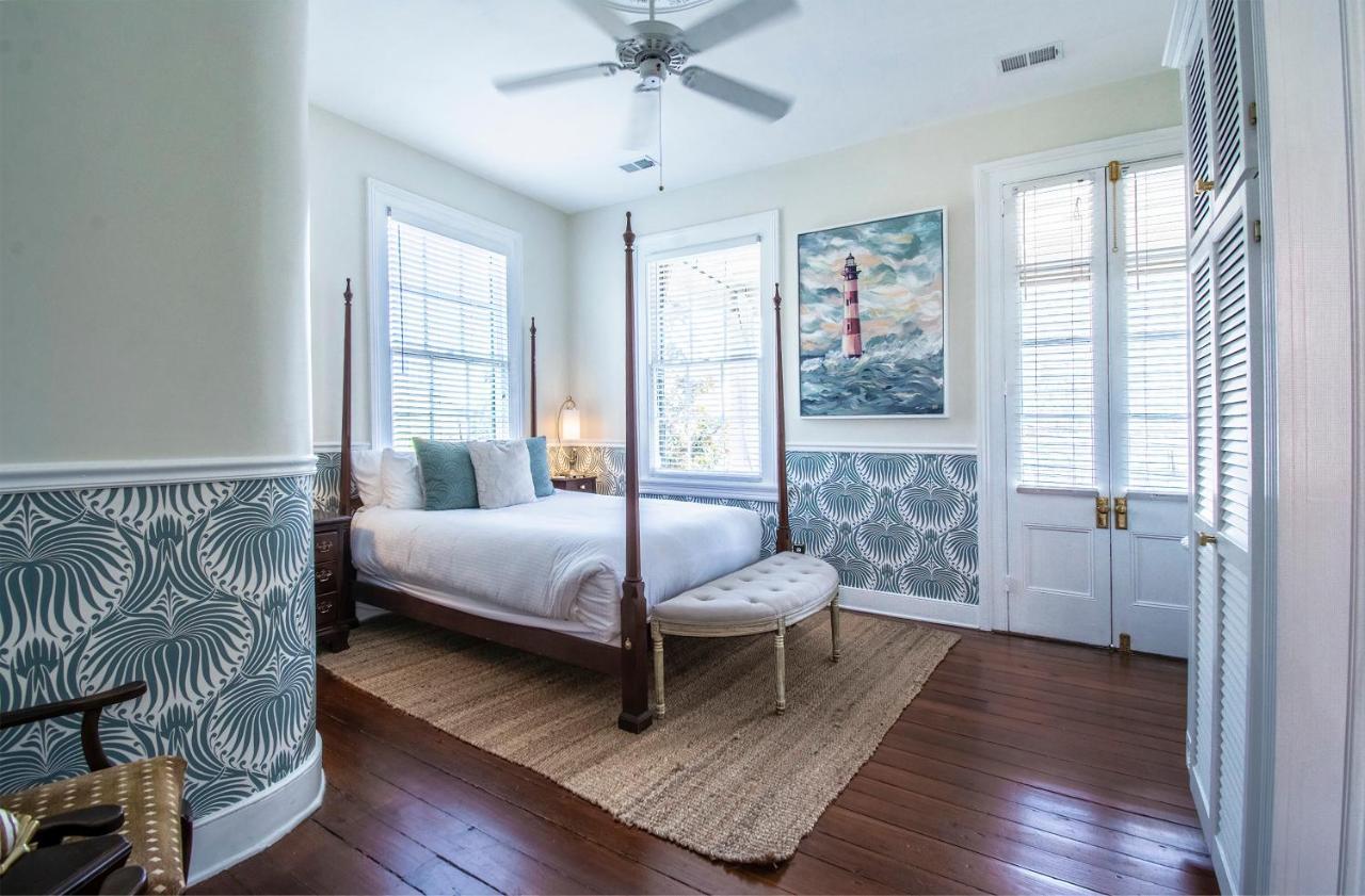 Daybed With Trundle In The Beautiful Ashley Inn 4 Blocks From King St Charleston Exterior photo